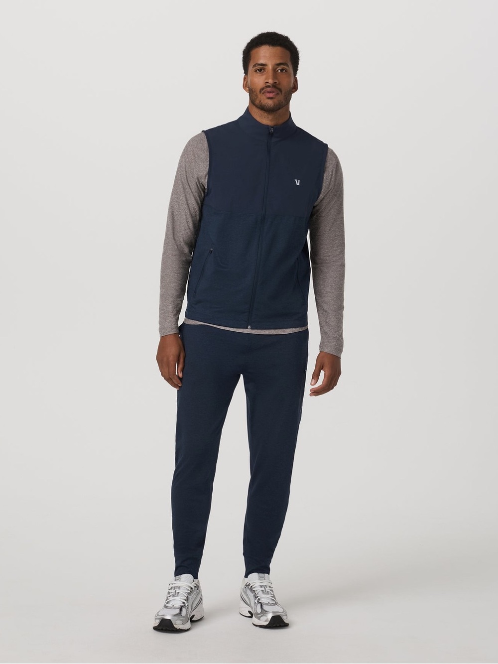 Vuori Sunday Element Performance Vest in Color Ink Heather — XL - Picture 2 of 9